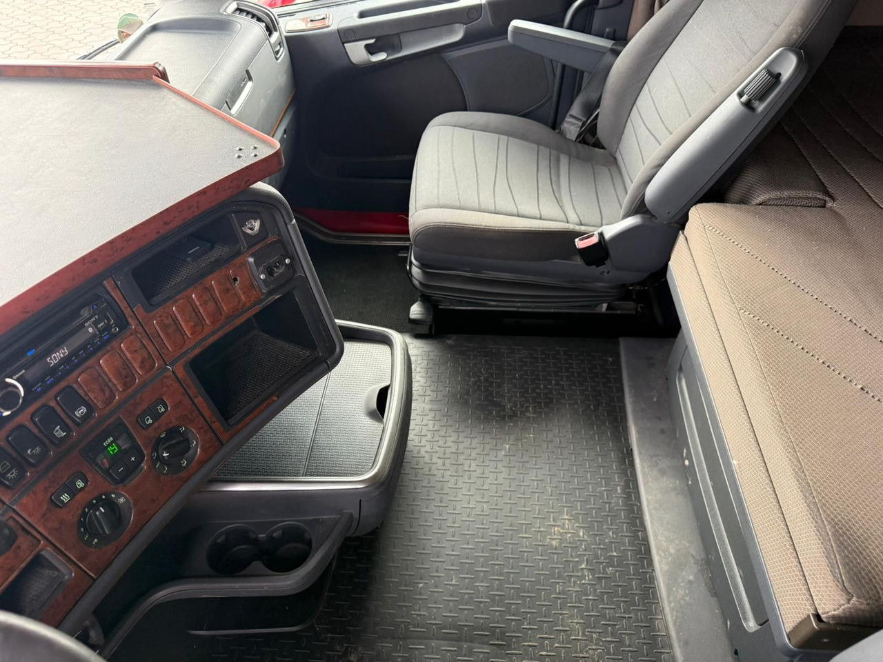 Cabeza tractora Scania R620 6x2/4 Highline V8 Power: foto 13