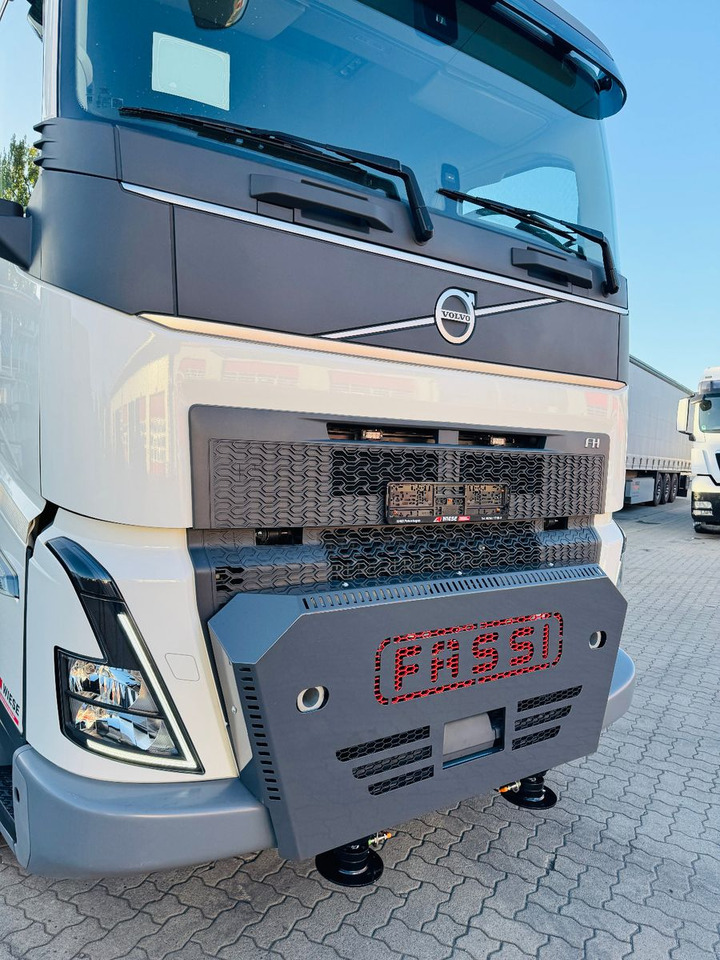 Volvo FH500 6x2 mit Fassi F545 2.27 JIB Winde sofort - Camión, Camión grúa: foto 3 Volvo FH500 6x2 mit Fassi F545 2.27 JIB Winde sofort - Camión, Camión grúa: foto 3