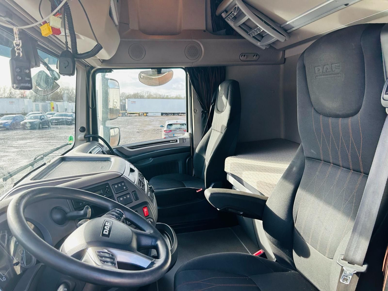 Camión lona, Remolque con toldo DAF XF 480 FAN LowDeck 6x2 Jumbo Inklusive Anhänger: foto 10