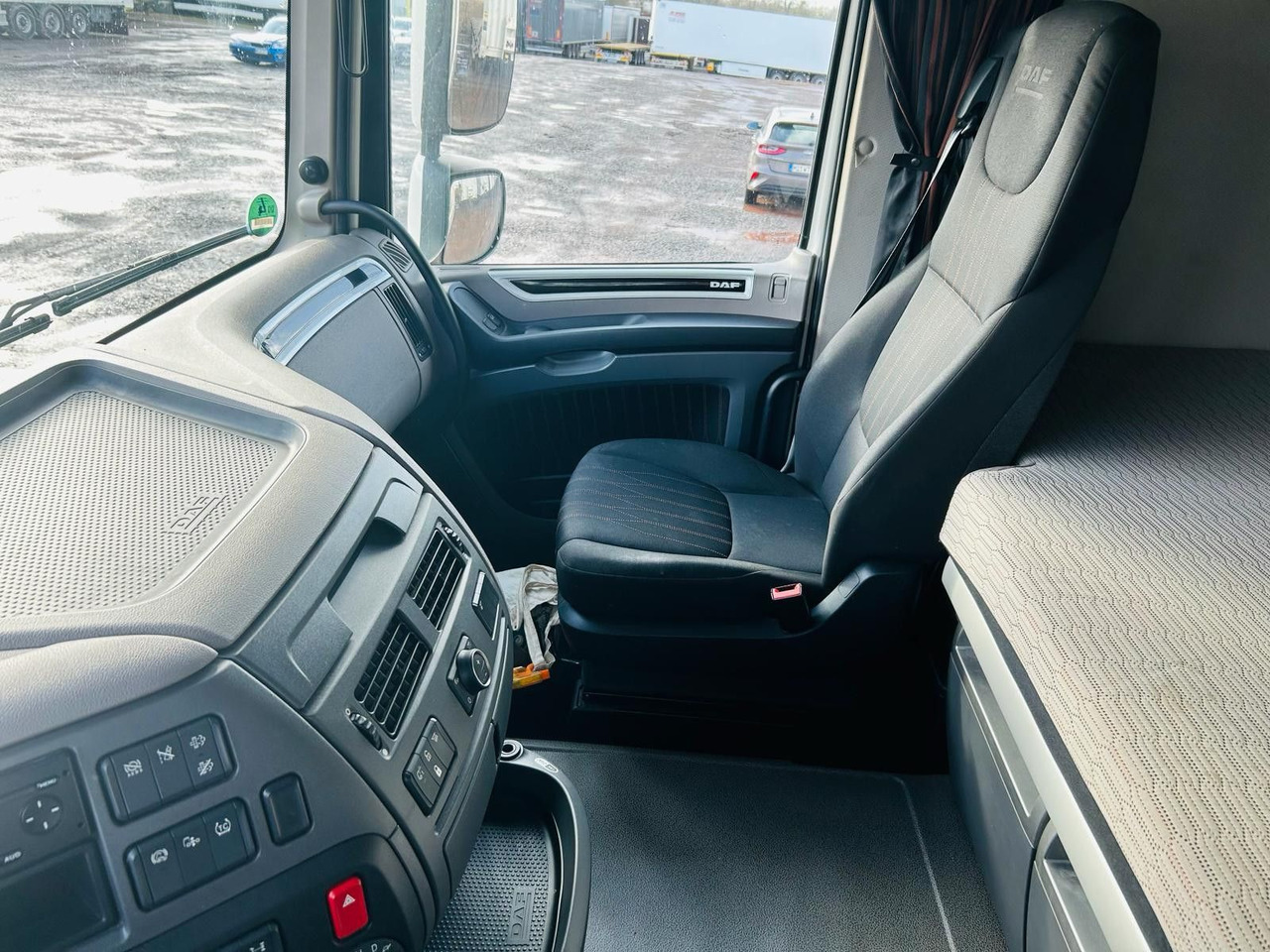 Camión lona, Remolque con toldo DAF XF 480 FAN LowDeck 6x2 Jumbo Inklusive Anhänger: foto 15