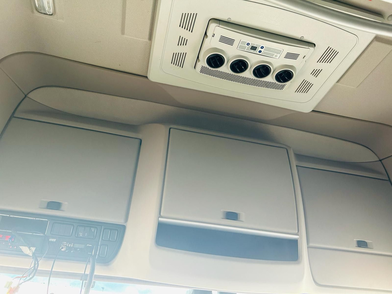 Camión lona, Remolque con toldo DAF XF 480 FAN LowDeck 6x2 Jumbo Inklusive Anhänger: foto 14