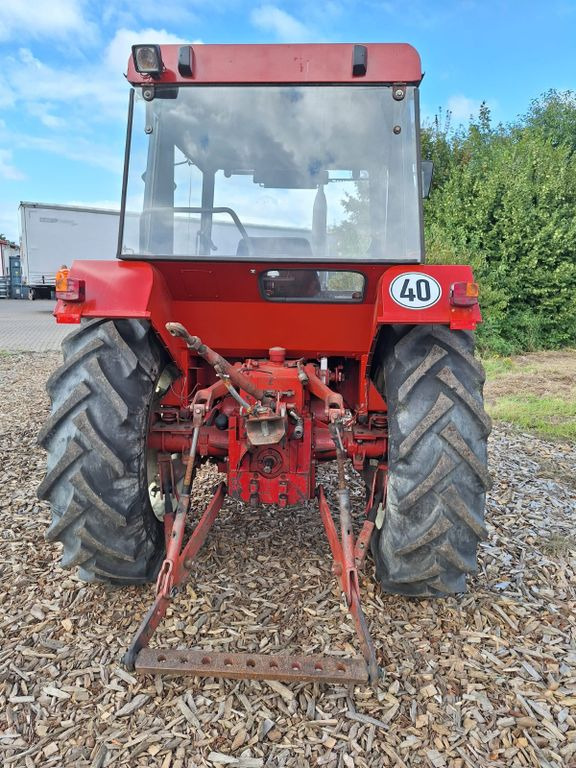 IHC 833 Allrad Kabine IHC 833 Allrad Kabine - Tractor: foto 5 IHC 833 Allrad Kabine IHC 833 Allrad Kabine - Tractor: foto 5
