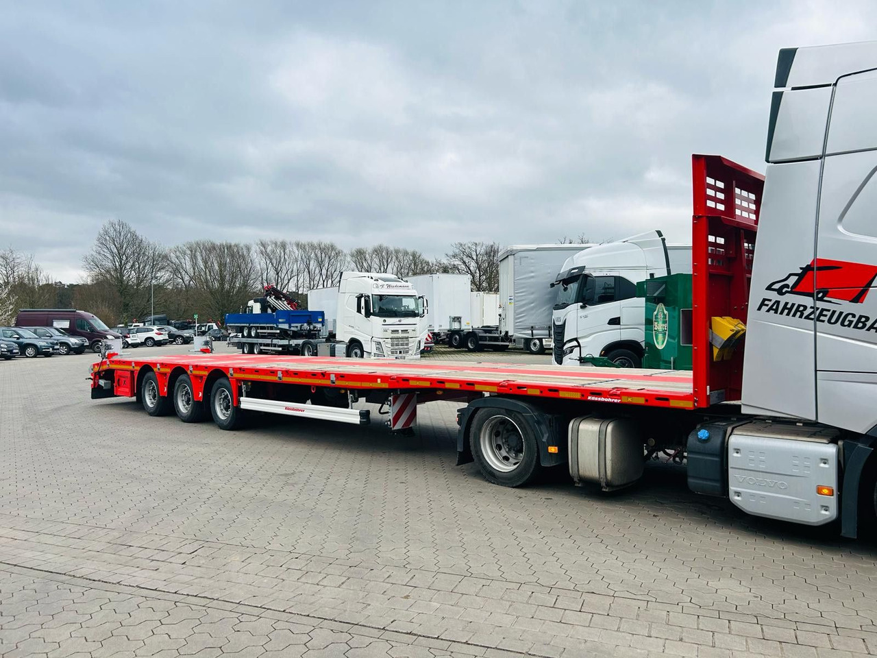 Kässbohrer SPS Mega Schwerlast Plattform - Semirremolque plataforma/ Caja abierta: foto 3 Kässbohrer SPS Mega Schwerlast Plattform - Semirremolque plataforma/ Caja abierta: foto 3
