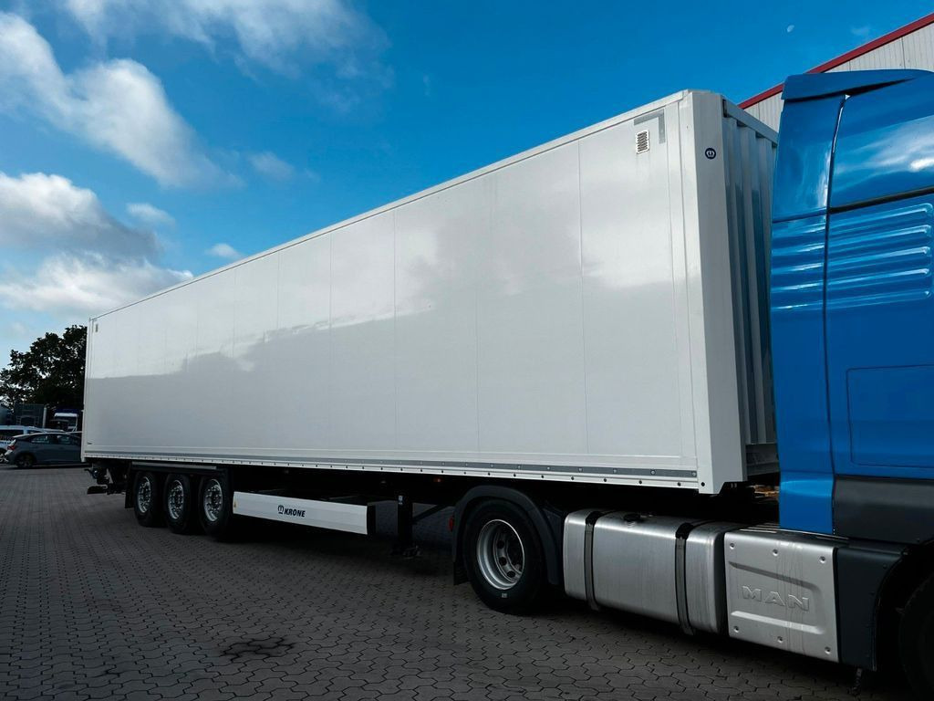 Krone Koffer mit Ladebordwand 2.000 kg Top Klappe - Semirremolque caja cerrada: foto 1 Krone Koffer mit Ladebordwand 2.000 kg Top Klappe - Semirremolque caja cerrada: foto 1