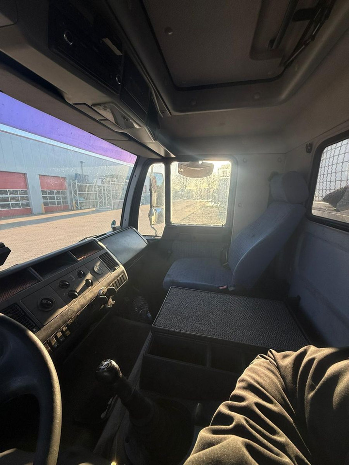 Camión caja abierta, Camión grúa MAN LE 18.280 Pritsche mit HIAB 133 K PRO/HIPRO Kran: foto 8 Camión caja abierta, Camión grúa MAN LE 18.280 Pritsche mit HIAB 133 K PRO/HIPRO Kran: foto 8