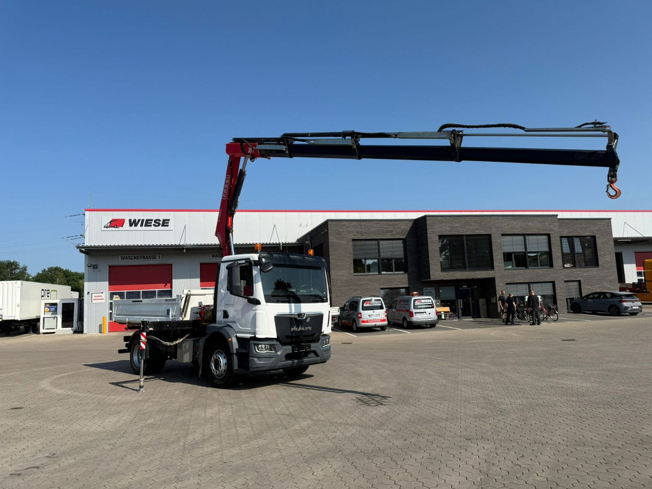 MAN TGM 18.320 4x2 BB mit Kran Fassi F135 Kipper - Camión volquete, Camión grúa: foto 5 MAN TGM 18.320 4x2 BB mit Kran Fassi F135 Kipper - Camión volquete, Camión grúa: foto 5