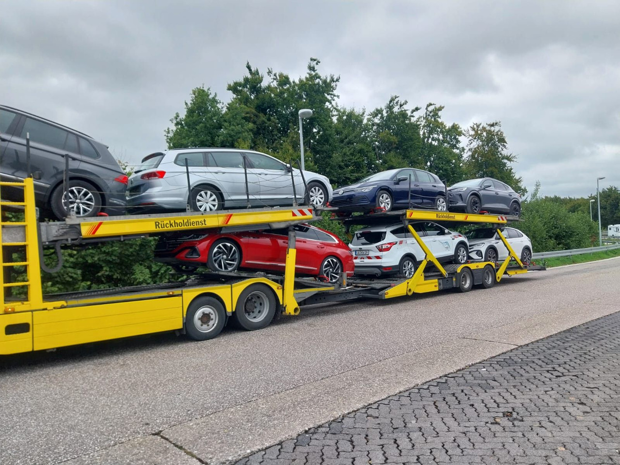 MAN TGS 18.400 Autotransporter Komplettgespann - Camión portavehículos: foto 3 MAN TGS 18.400 Autotransporter Komplettgespann - Camión portavehículos: foto 3