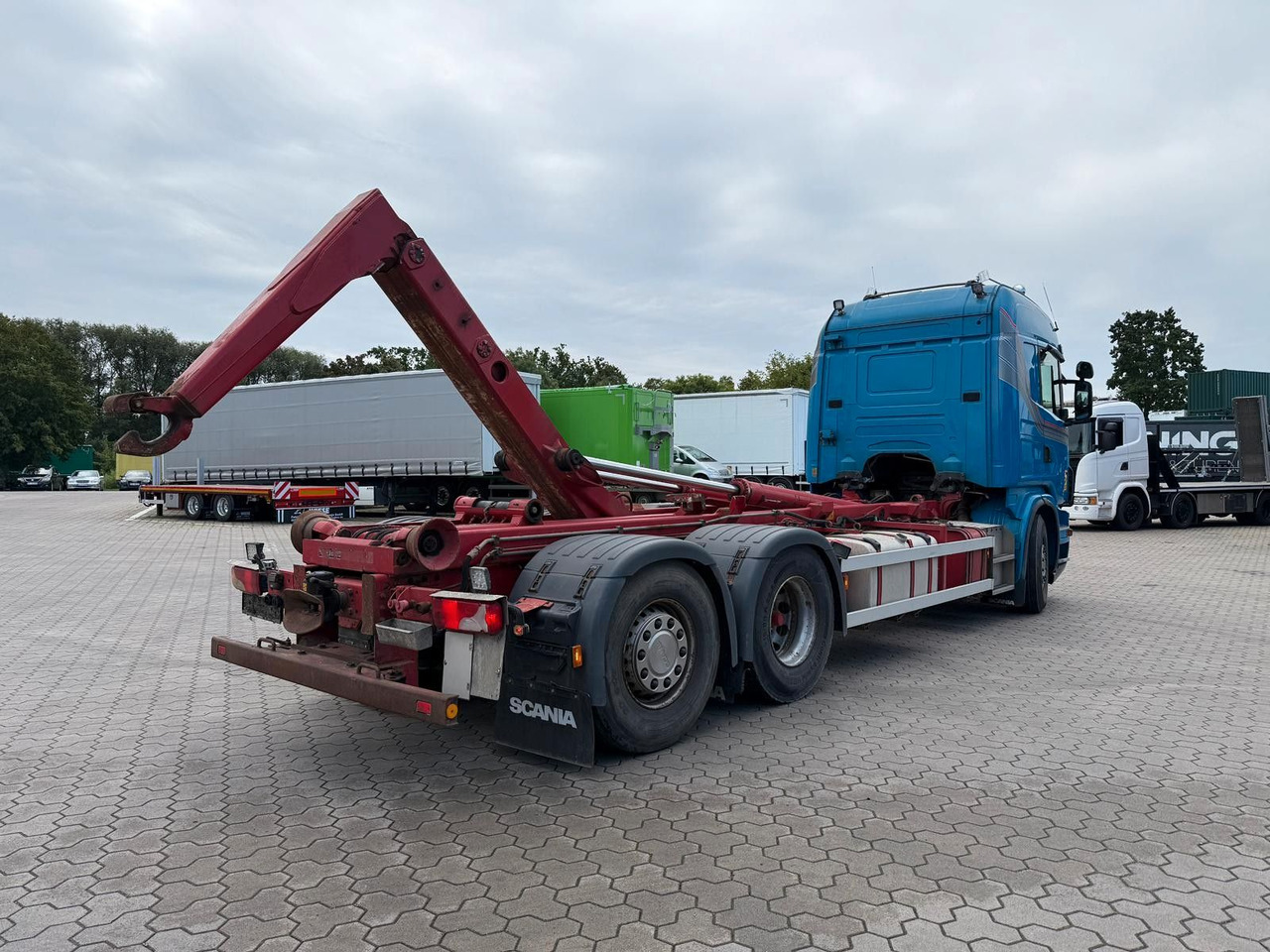 Scania G440 Abrollkipper/Hakenlift - Camión multibasculante: foto 2 Scania G440 Abrollkipper/Hakenlift - Camión multibasculante: foto 2