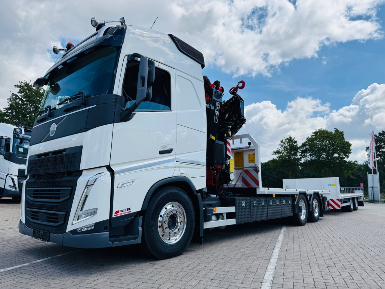 Volvo FH540 6x2 Containerpritsche mit F545RA.2.26 - Camión grúa: foto 1 Volvo FH540 6x2 Containerpritsche mit F545RA.2.26 - Camión grúa: foto 1
