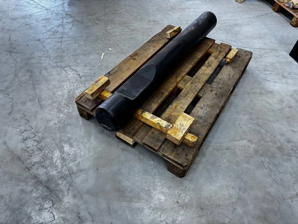 Epiroc Atlas Copco HB3100 HB3000 Blunt Tool Stampfmeißel - Martillo hidráulico para Maquinaria de construcción: foto 1 Epiroc Atlas Copco HB3100 HB3000 Blunt Tool Stampfmeißel - Martillo hidráulico para Maquinaria de construcción: foto 1