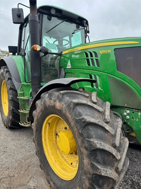 JOHN DEERE 6150 M - Tractor: foto 1 JOHN DEERE 6150 M - Tractor: foto 1