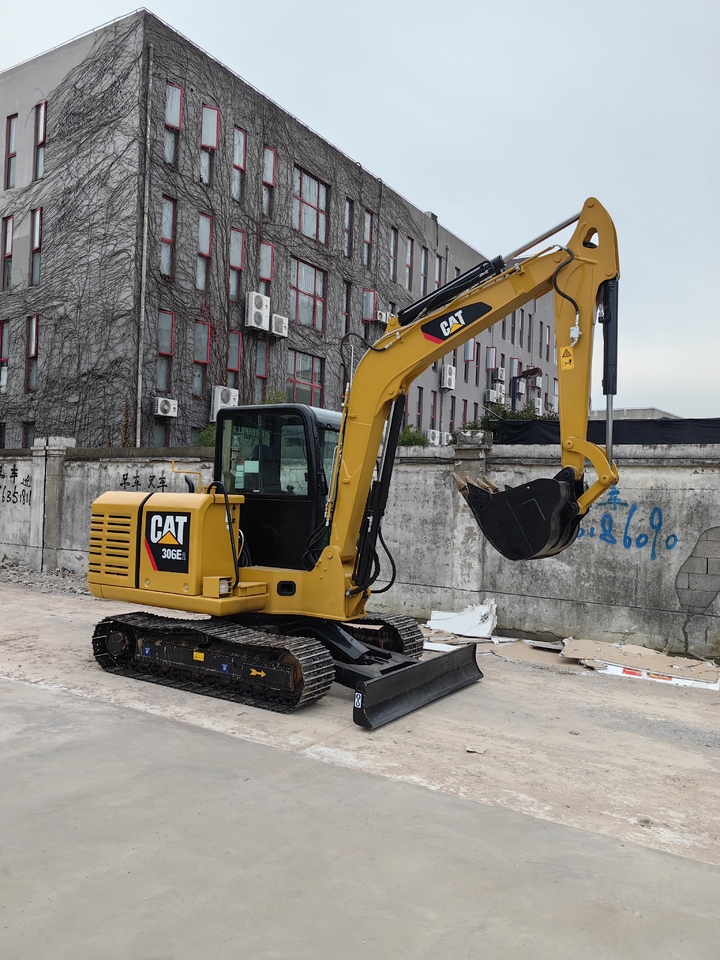 CATERPILLAR 306E2 - Miniexcavadora: foto 5 CATERPILLAR 306E2 - Miniexcavadora: foto 5