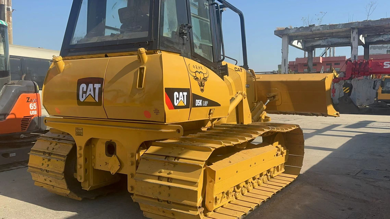 CATERPILLAR CAT-D5K-bulldozer - Bulldozer: foto 5 CATERPILLAR CAT-D5K-bulldozer - Bulldozer: foto 5