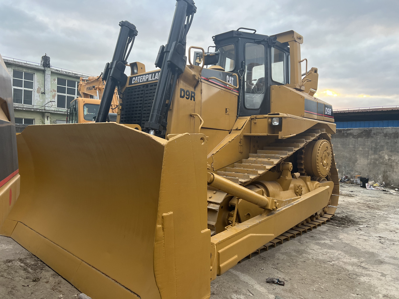 CATERPILLAR D9R - Bulldozer: foto 4 CATERPILLAR D9R - Bulldozer: foto 4