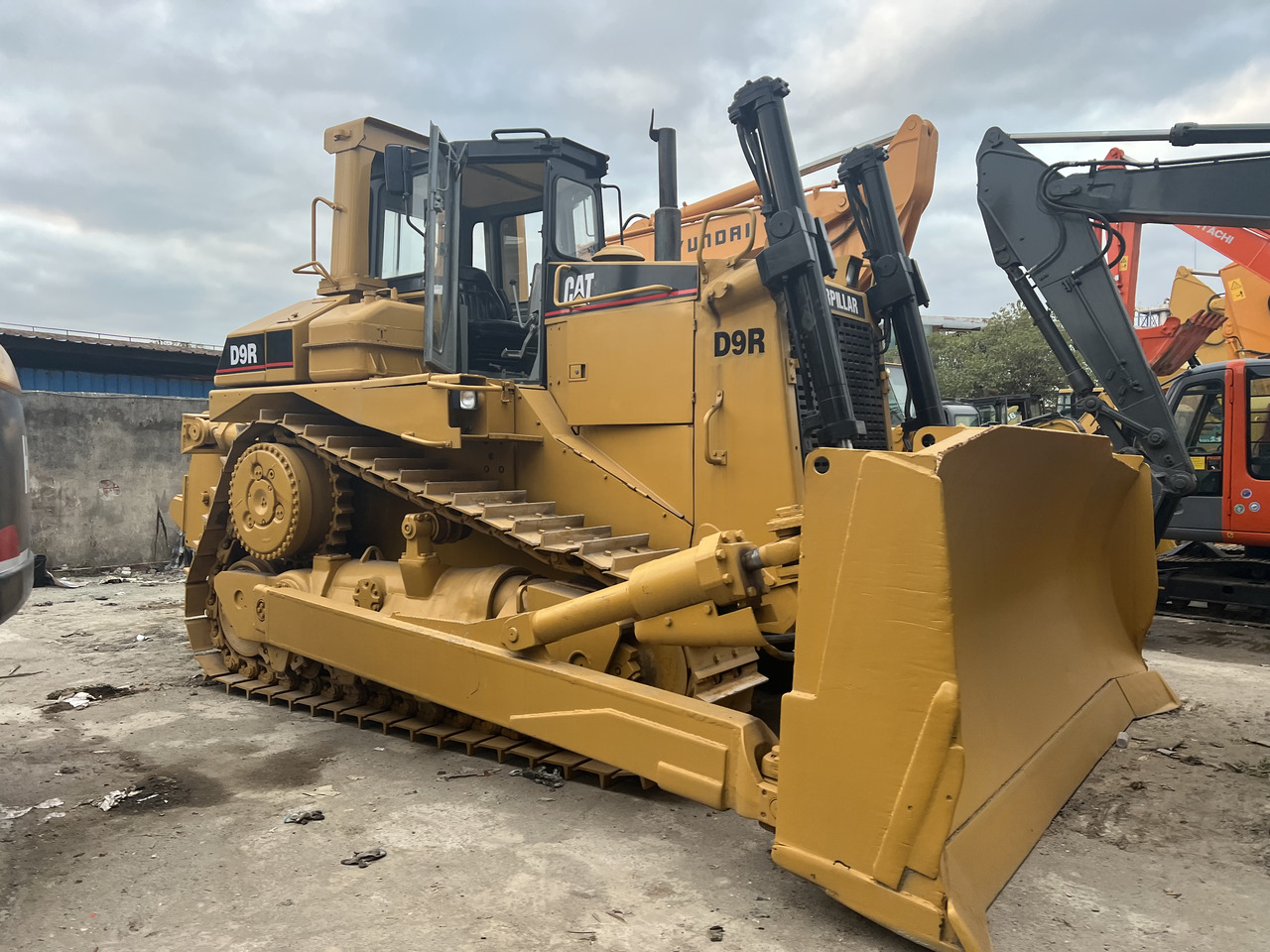 CATERPILLAR D9R - Bulldozer: foto 5 CATERPILLAR D9R - Bulldozer: foto 5