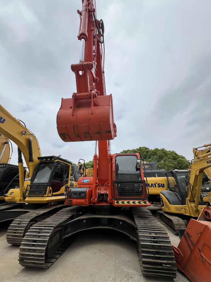 DOOSAN DX300 LC-7 - Excavadora de cadenas: foto 3 DOOSAN DX300 LC-7 - Excavadora de cadenas: foto 3