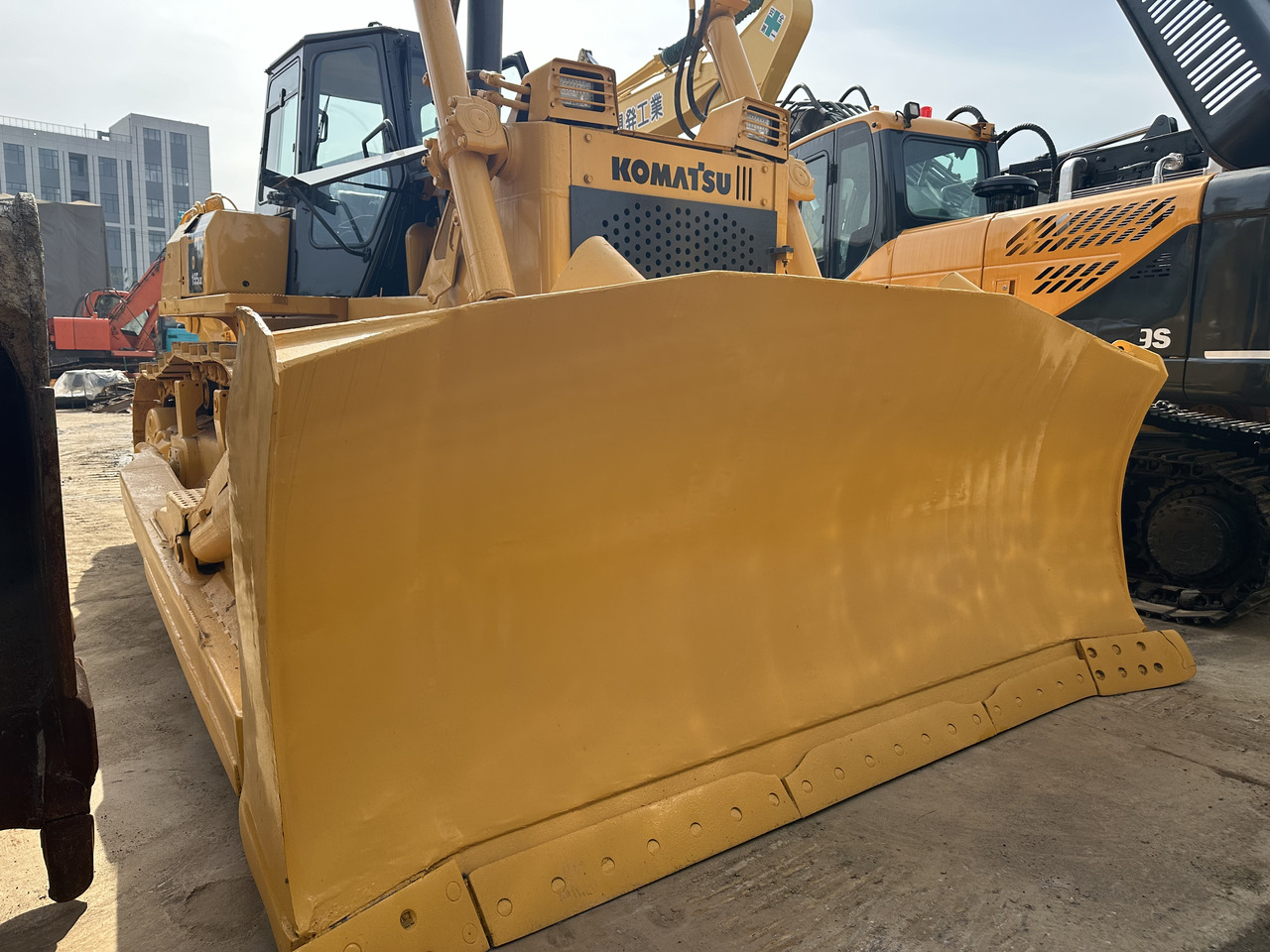 KOMATSU D155A-2 - Bulldozer: foto 3 KOMATSU D155A-2 - Bulldozer: foto 3