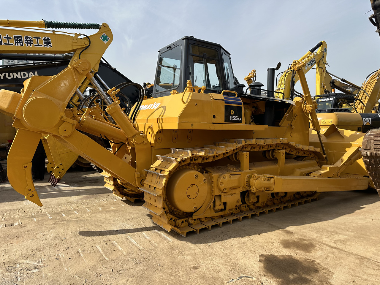 KOMATSU D155A-2 - Bulldozer: foto 1 KOMATSU D155A-2 - Bulldozer: foto 1