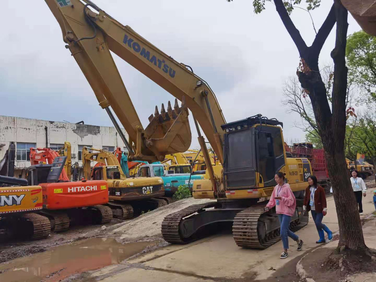 KOMATSU PC200-8 - Excavadora de cadenas: foto 5 KOMATSU PC200-8 - Excavadora de cadenas: foto 5