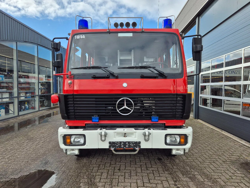 Mercedes-Benz SK 1224 4x4 FIRETRUCK/ FEUERWEHR/ 2400L TANK/ EXPEDITION - Camión de bomberos: foto 4 Mercedes-Benz SK 1224 4x4 FIRETRUCK/ FEUERWEHR/ 2400L TANK/ EXPEDITION - Camión de bomberos: foto 4