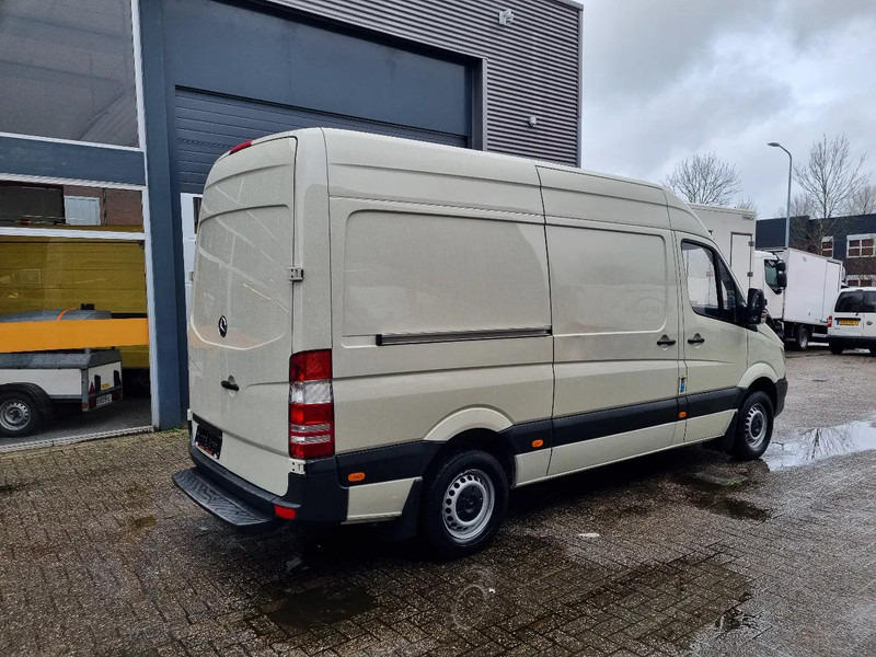 Mercedes-Benz Sprinter 311 CDI L2H2 EURO 6 2.2 CDI RWD - Furgón: foto 2 Mercedes-Benz Sprinter 311 CDI L2H2 EURO 6 2.2 CDI RWD - Furgón: foto 2
