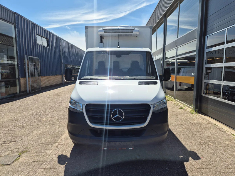 Mercedes-Benz Sprinter 315 CDI/ Kuhlkoffer/ TK V300 MAX/ LBW/ Stby230 - Furgoneta frigorifica: foto 4 Mercedes-Benz Sprinter 315 CDI/ Kuhlkoffer/ TK V300 MAX/ LBW/ Stby230 - Furgoneta frigorifica: foto 4