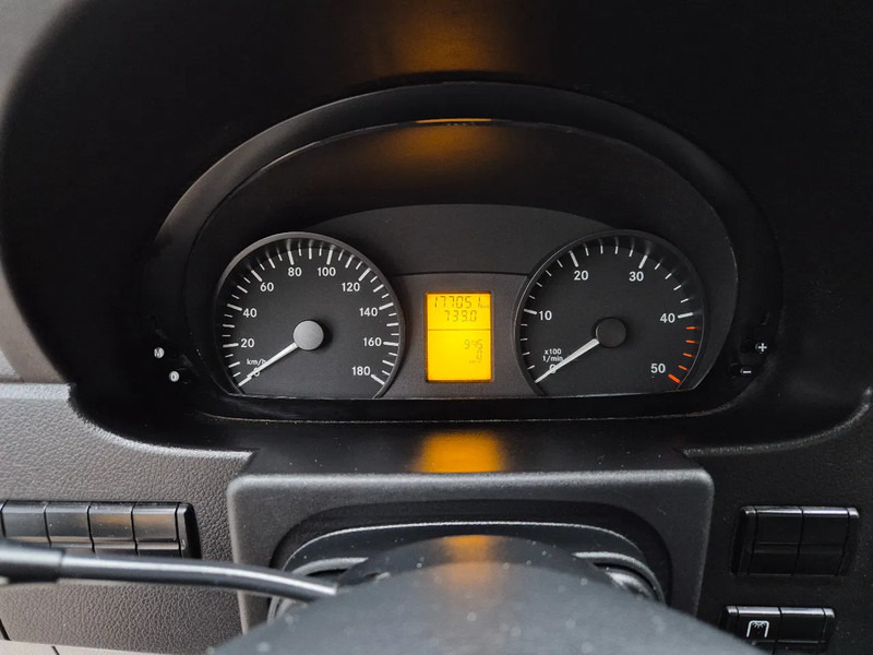 Furgoneta caja cerrada Mercedes-Benz Sprinter 513 CDI/ Bakwagen/ 20 KUB/ Laadklep: foto 18