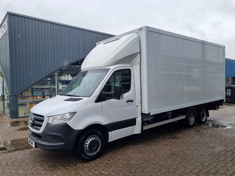 Mercedes-Benz Sprinter 516 CDI BE Clixtar/ Webasto/ 27 KUB/ Nutzlast 3.3T/ 073689 - Furgoneta caja cerrada: foto 4 Mercedes-Benz Sprinter 516 CDI BE Clixtar/ Webasto/ 27 KUB/ Nutzlast 3.3T/ 073689 - Furgoneta caja cerrada: foto 4