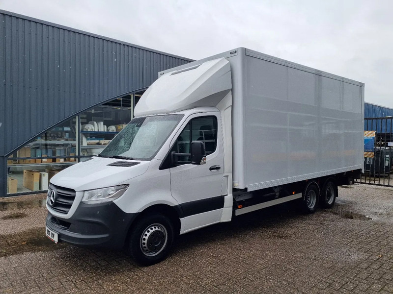Mercedes-Benz Sprinter 516 CDI BE Clixtar/ Webasto/ 27 KUB/ Nutzlast 3.3T/ 73691 - Furgoneta caja cerrada: foto 4 Mercedes-Benz Sprinter 516 CDI BE Clixtar/ Webasto/ 27 KUB/ Nutzlast 3.3T/ 73691 - Furgoneta caja cerrada: foto 4