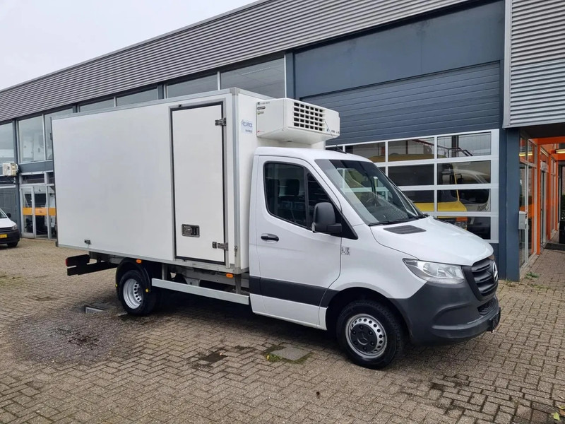 Mercedes-Benz Sprinter 516 CDI THERMOKING V500 MAX MT/ -20+20 STANDBY 380V - Furgoneta frigorifica: foto 1 Mercedes-Benz Sprinter 516 CDI THERMOKING V500 MAX MT/ -20+20 STANDBY 380V - Furgoneta frigorifica: foto 1