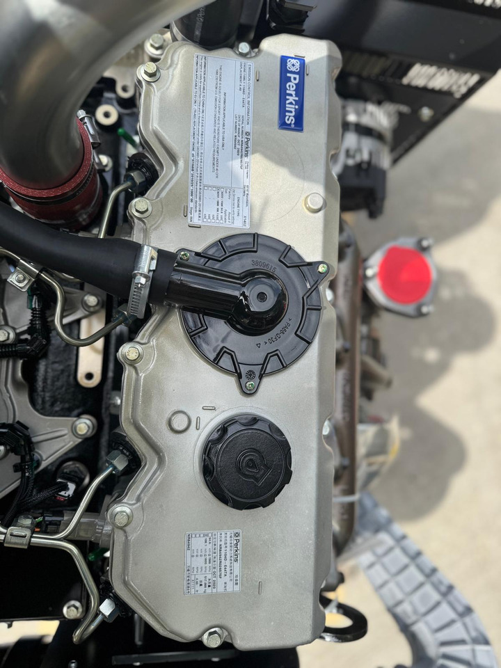 New Perkins 1104D-E44TA NR Build Generating Set with Radiator - Motor: foto 4 New Perkins 1104D-E44TA NR Build Generating Set with Radiator - Motor: foto 4