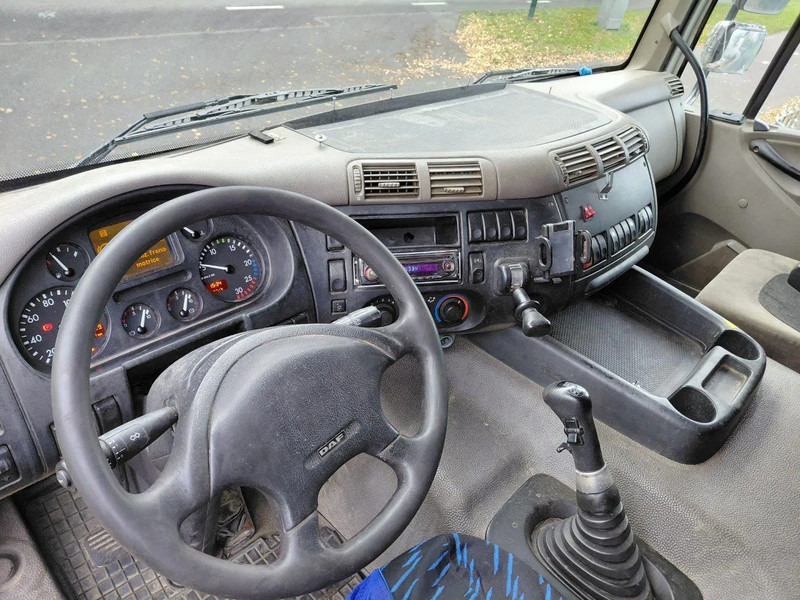 Cabeza tractora DAF CF 85.430 MANUAL ZF GEARBOX 4x2 Truckhead !! EURO 3 Engine !!: foto 9 Cabeza tractora DAF CF 85.430 MANUAL ZF GEARBOX 4x2 Truckhead !! EURO 3 Engine !!: foto 9