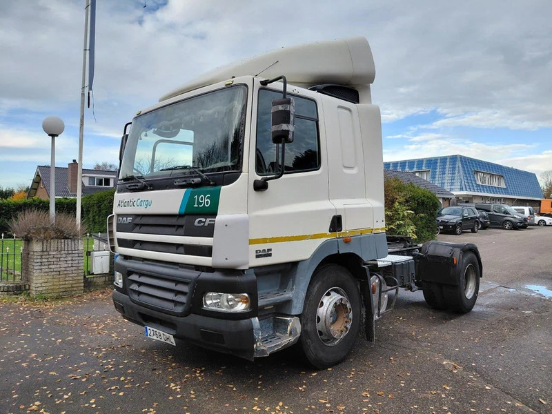DAF CF 85.430 MANUAL ZF GEARBOX 4x2 Truckhead !! EURO 3 Engine !! - Cabeza tractora: foto 1 DAF CF 85.430 MANUAL ZF GEARBOX 4x2 Truckhead !! EURO 3 Engine !! - Cabeza tractora: foto 1