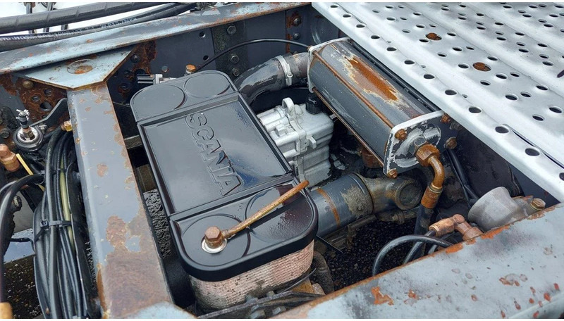Scania R124-360 360 MANUAL GEARBOX RETARDER HYDRAULIC PTO - Cabeza tractora: foto 5 Scania R124-360 360 MANUAL GEARBOX RETARDER HYDRAULIC PTO - Cabeza tractora: foto 5