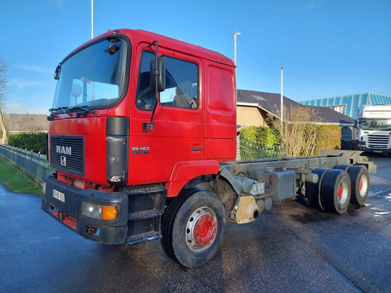 MAN 26.463 6X4 CHASSIS - Camión chasis: foto 1 MAN 26.463 6X4 CHASSIS - Camión chasis: foto 1