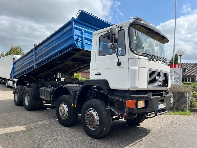 Camión volquete MAN 35.372 35 302 8X6 KIPPER MANUAL ZF GEARBOX FULL STEEL SPRING: foto 17 Camión volquete MAN 35.372 35 302 8X6 KIPPER MANUAL ZF GEARBOX FULL STEEL SPRING: foto 17