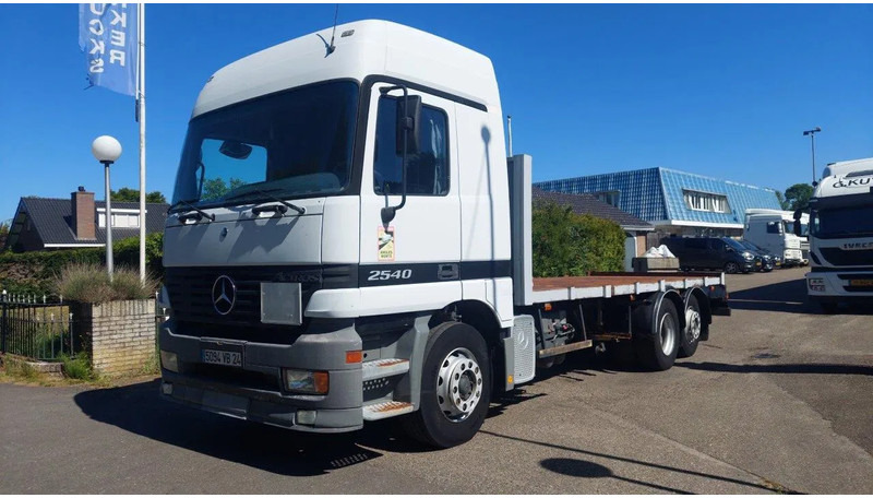 Mercedes-Benz Actros 2540 6x2 3 Pedels Plato - Camión caja abierta: foto 1 Mercedes-Benz Actros 2540 6x2 3 Pedels Plato - Camión caja abierta: foto 1