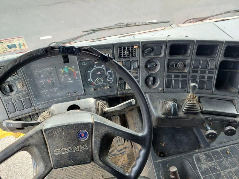 Camión volquete Scania 143-400 V8 6x4: foto 9