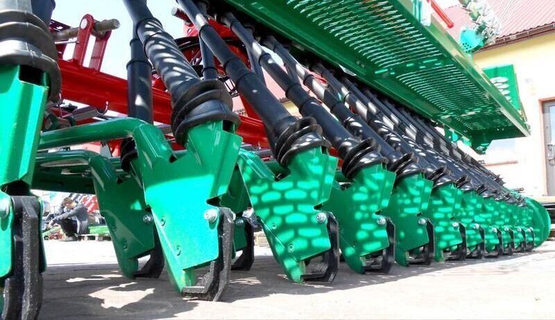 AGRO-MASZ Seed drill/ Siewnik rzędowy SR-270 - Sembradora: foto 1 AGRO-MASZ Seed drill/ Siewnik rzędowy SR-270 - Sembradora: foto 1