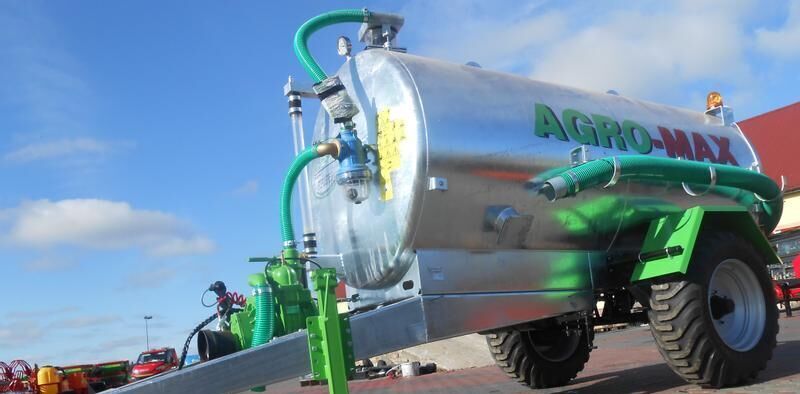 AGRO-MAX Beczkowóz 5000 / Cisterna de agua de 5. - Cuba de purín: foto 3 AGRO-MAX Beczkowóz 5000 / Cisterna de agua de 5. - Cuba de purín: foto 3