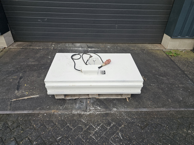 Schrootmagneet kw supply magnet fuchs sennebogen liebherr - Implemento para Maquinaria de construcción: foto 1 Schrootmagneet kw supply magnet fuchs sennebogen liebherr - Implemento para Maquinaria de construcción: foto 1