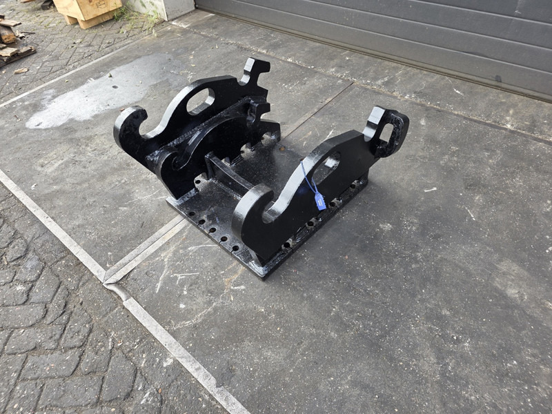 Kopplaat cw40 cw 45 adaptor plate cw45 cw 40 cw30 verachtert - Acoplamiento rápido para Maquinaria de construcción: foto 1 Kopplaat cw40 cw 45 adaptor plate cw45 cw 40 cw30 verachtert - Acoplamiento rápido para Maquinaria de construcción: foto 1