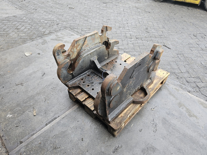 Kopplaat cw55s cw45s demarec dubbele kopplaat cw45s cw55s demarec - Acoplamiento rápido para Maquinaria de construcción: foto 3 Kopplaat cw55s cw45s demarec dubbele kopplaat cw45s cw55s demarec - Acoplamiento rápido para Maquinaria de construcción: foto 3