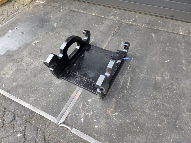 Kopplaat verachtert cw45s adaptor plate verachtert cw45s - Acoplamiento rápido para Maquinaria de construcción: foto 1 Kopplaat verachtert cw45s adaptor plate verachtert cw45s - Acoplamiento rápido para Maquinaria de construcción: foto 1