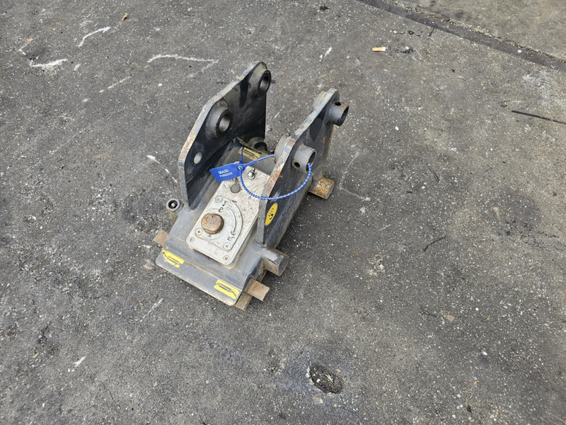 Snelwissel cw05 minigraver coupler cw05 - Acoplamiento rápido para Maquinaria de construcción: foto 3 Snelwissel cw05 minigraver coupler cw05 - Acoplamiento rápido para Maquinaria de construcción: foto 3