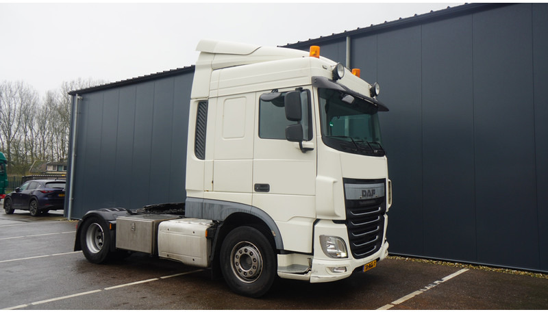DAF XF 440 EURO 6 SPACECAB - Cabeza tractora: foto 4 DAF XF 440 EURO 6 SPACECAB - Cabeza tractora: foto 4