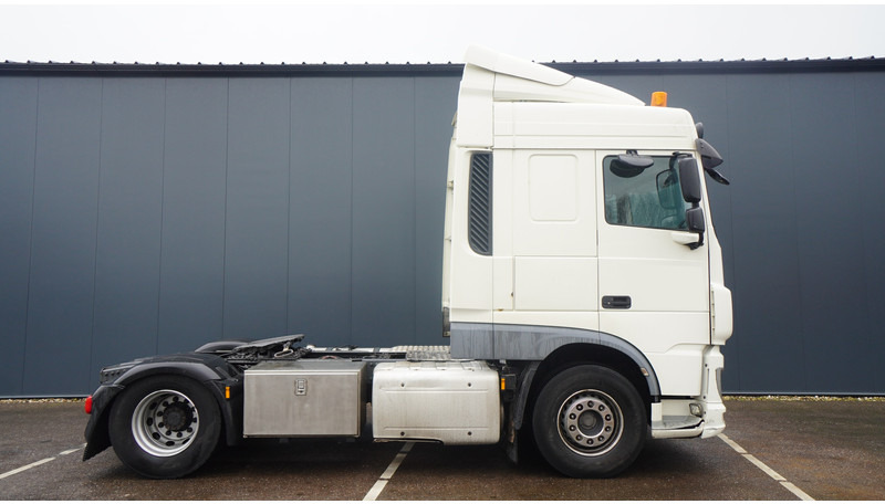 DAF XF 440 EURO 6 SPACECAB - Cabeza tractora: foto 2 DAF XF 440 EURO 6 SPACECAB - Cabeza tractora: foto 2