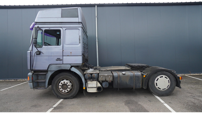 MAN F2000 EURO 2 MANUAL GEARBOX 6 CYLINDER - Cabeza tractora: foto 1 MAN F2000 EURO 2 MANUAL GEARBOX 6 CYLINDER - Cabeza tractora: foto 1