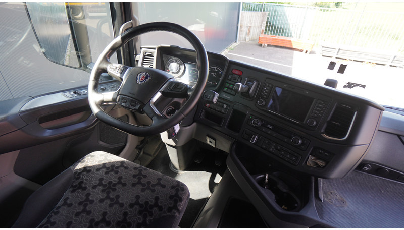 Scania R 410 LNG ADR 831.000KM RETARDER - Cabeza tractora: foto 5 Scania R 410 LNG ADR 831.000KM RETARDER - Cabeza tractora: foto 5