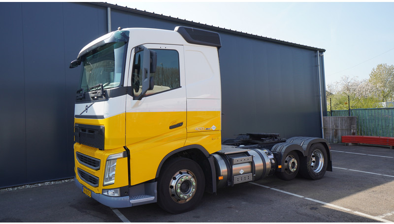 Volvo FH 420 6X2 LNG ADR - Cabeza tractora: foto 3 Volvo FH 420 6X2 LNG ADR - Cabeza tractora: foto 3